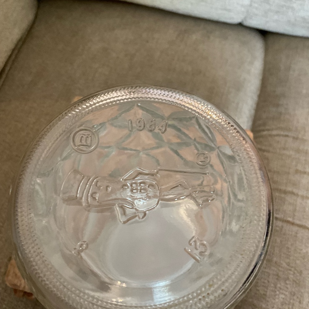 Vintage 1983 & 84 Mr. Peanut Clear Glass Canister Planters Jars W Lids - Picture 9 of 16